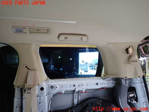 1UPJ-34537675]アルファード(AGH30W)右リアピラートリム 中古_m0001.jpg