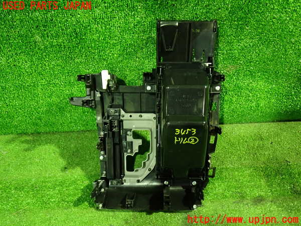 1UPJ-34537692]アルファード(AGH30W)内装トリム類2 中古_m0003.jpg