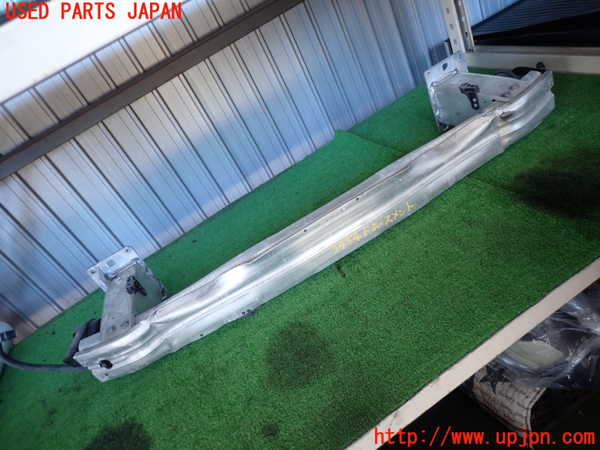 2UPJ-34541014]アウディ・A5 スポーツバック(8TCDNL)フロントバンパーホースメント 中古_m0001.jpg