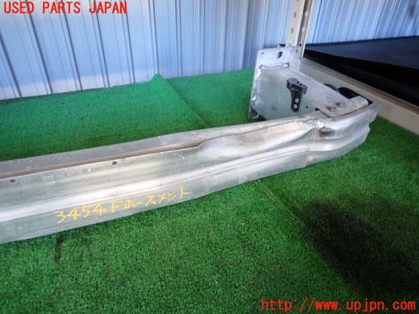 2UPJ-34541014]アウディ・A5 スポーツバック(8TCDNL)フロントバンパーホースメント 中古_m0003.jpg