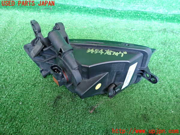 2UPJ-34541180]アウディ・A5 スポーツバック(8TCDNL)右フォグ 中古_m0002.jpg