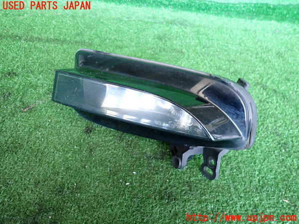 2UPJ-34541182]アウディ・A5 スポーツバック(8TCDNL)左フォグ 中古_m0001.jpg