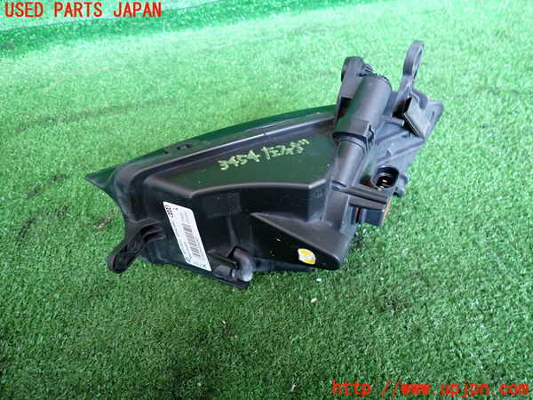 2UPJ-34541182]アウディ・A5 スポーツバック(8TCDNL)左フォグ 中古_m0002.jpg