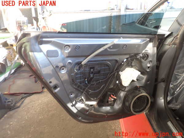 2UPJ-34541320]アウディ・A5 スポーツバック(8TCDNL)左後ドア (43R-00082) 中古_m0003.jpg