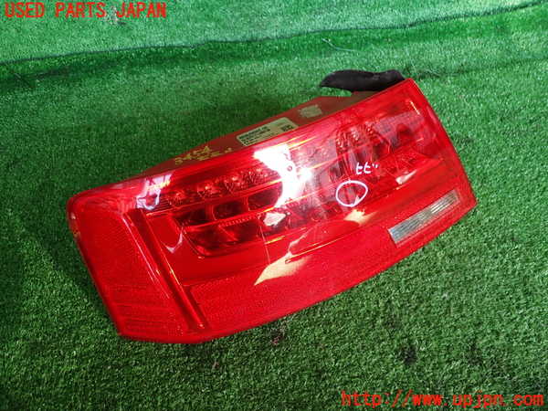 2UPJ-34541536]アウディ・A5 スポーツバック(8TCDNL)左テールランプ 中古_m0001.jpg