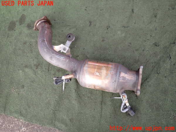 2UPJ-34542661]アウディ・A5 スポーツバック(8TCDNL)触媒1 中古_m0003.jpg