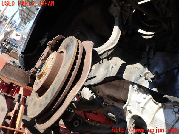 2UPJ-34544290]アウディ・A5 スポーツバック(8TCDNL)右フロントナックルハブ 中古_m0002.jpg