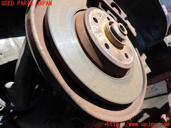 2UPJ-34544300]アウディ・A5 スポーツバック(8TCDNL)右リアナックルハブ 中古_m0002.jpg