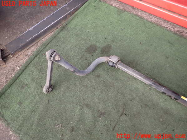 2UPJ-34545440]アウディ・A5 スポーツバック(8TCDNL)フロントスタビライザー 中古_m0002.jpg