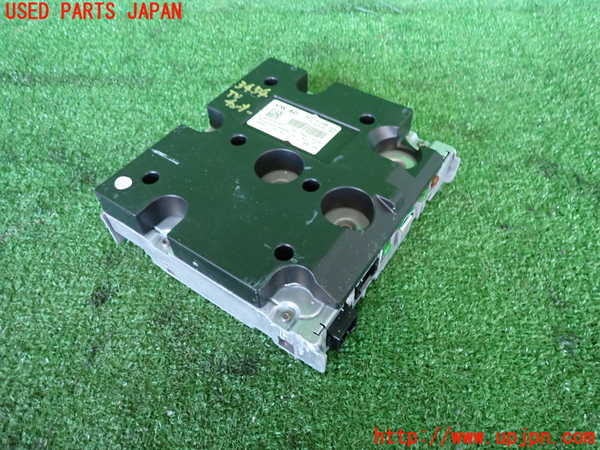 2UPJ-34546660]アウディ・A5 スポーツバック(8TCDNL)TVチューナー 中古_m0001.jpg