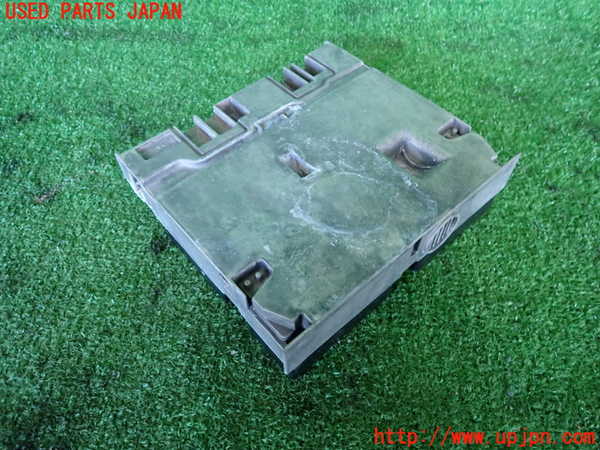 2UPJ-34546660]アウディ・A5 スポーツバック(8TCDNL)TVチューナー 中古_m0002.jpg