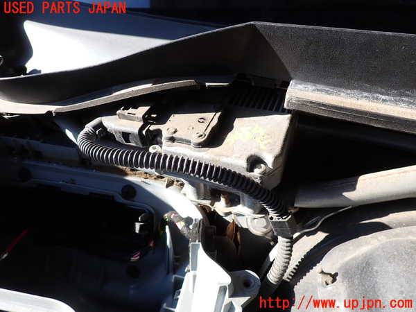 2UPJ-34546770]アウディ・A5 スポーツバック(8TCDNL)フロントワイパーモーター 中古_m0002.jpg