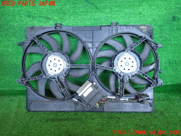 2UPJ-34546836]アウディ・A5 スポーツバック(8TCDNL)電動ファン1 中古_m0001.jpg