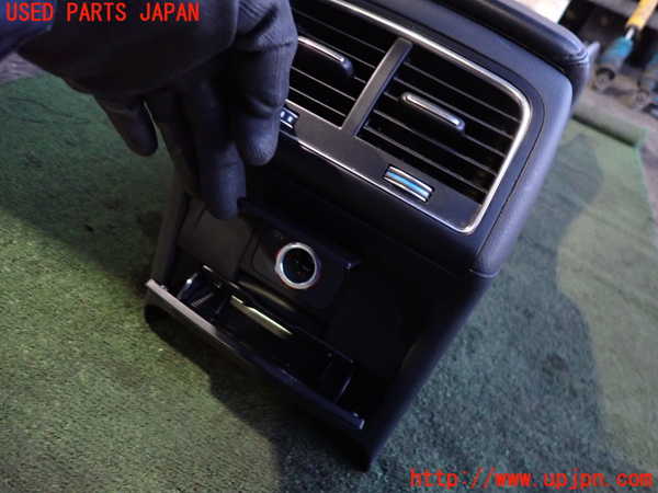 2UPJ-34547540]アウディ・A5 スポーツバック(8TCDNL)センターコンソール 中古_m0004.jpg
