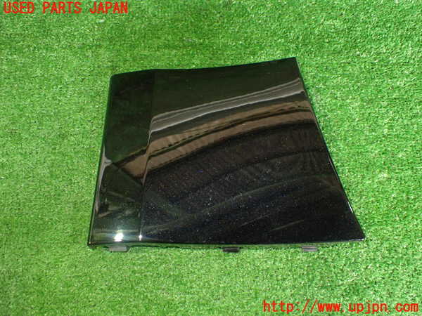 2UPJ-34551102]ポルシェ・タイカン 4S(J1NB)左前コーナーパネル 中古_m0001.jpg