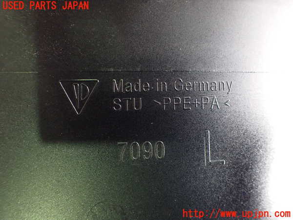 2UPJ-34551102]ポルシェ・タイカン 4S(J1NB)左前コーナーパネル 中古_m0004.jpg