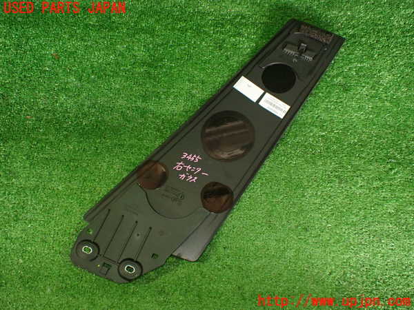 2UPJ-34551370]ポルシェ・タイカン 4S(J1NB)右サイドセンターガラス 中古(43R-011595 M5532)_m0003.jpg