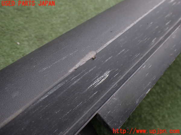 2UPJ-34551390]ポルシェ・タイカン 4S(J1NB)右サイドステップ 中古_m0004.jpg