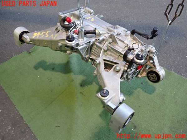 2UPJ-34553010]ポルシェ・タイカン 4S(J1NB)ミッション AT EBG-EBF 4WD 中古_m0002.jpg