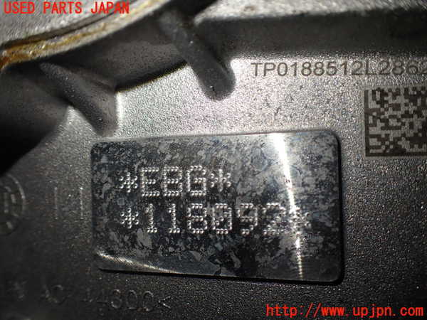 2UPJ-34553010]ポルシェ・タイカン 4S(J1NB)ミッション AT EBG-EBF 4WD 中古_m0004.jpg