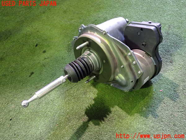 2UPJ-34554055]ポルシェ・タイカン 4S(J1NB)ブレーキマスターバック 中古_m0003.jpg