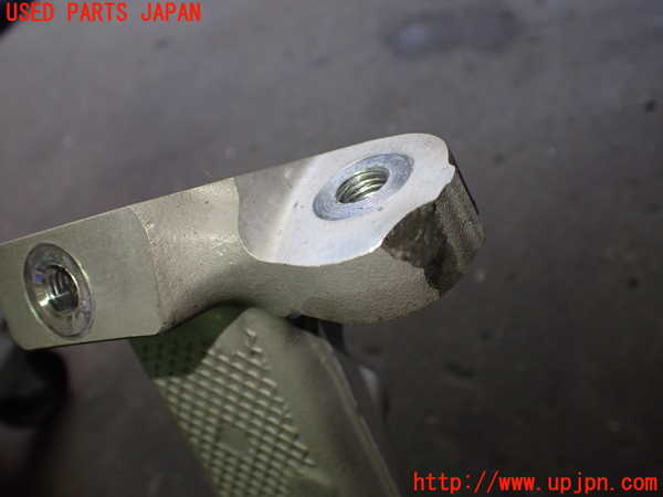 2UPJ-34554295]ポルシェ・タイカン 4S(J1NB)左フロントナックルハブ 中古_m0004.jpg