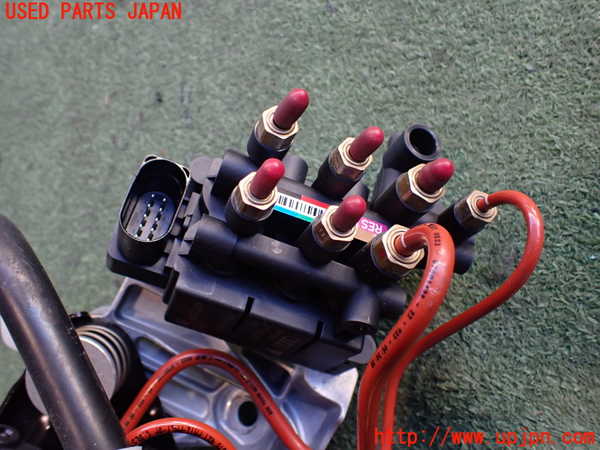 2UPJ-34555535]ポルシェ・タイカン 4S(J1NB)エアサスポンプ 中古_m0005.jpg