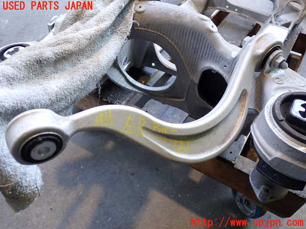 2UPJ-34555157]ポルシェ・タイカン 4S(J1NB)左リアアッパーアーム2 中古_m0001.jpg
