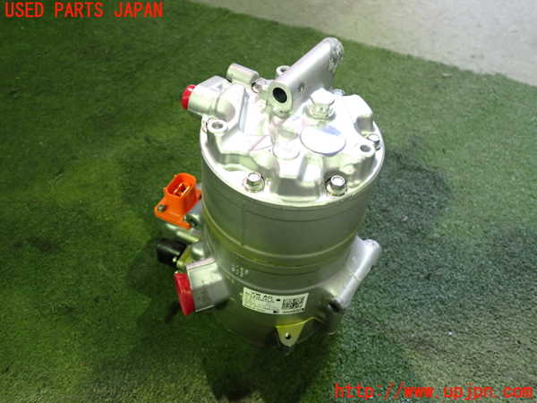 2UPJ-34556025]ポルシェ・タイカン 4S(J1NB)エアコンコンプレッサー 中古_m0003.jpg