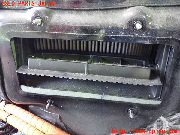 2UPJ-34556081]ポルシェ・タイカン 4S(J1NB)エバポレーター1 中古_m0005.jpg