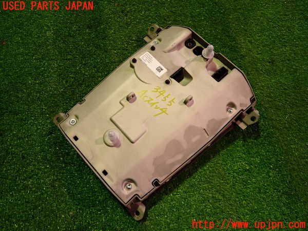 2UPJ-34556066]ポルシェ・タイカン 4S(J1NB)エアコンスイッチ1 中古_m0002.jpg