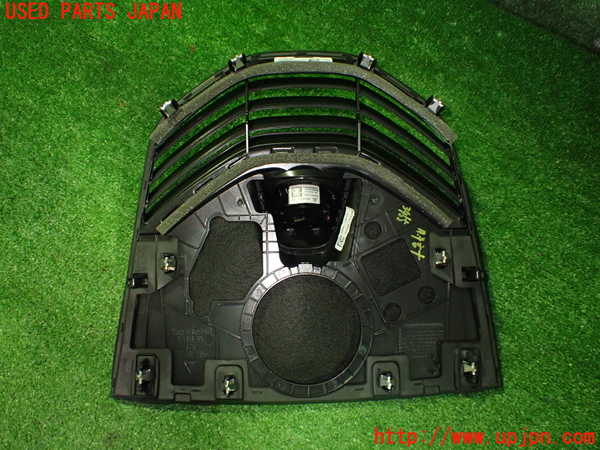 2UPJ-34557850]ポルシェ・タイカン 4S(J1NB)時計 中古_m0003.jpg