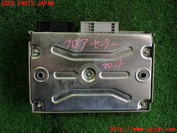 2UPJ-34556151]ポルシェ・タイカン 4S(J1NB)コンピューター6 中古_m0002.jpg