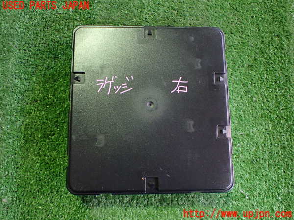 2UPJ-34556153]ポルシェ・タイカン 4S(J1NB)コンピューター8 中古_m0002.jpg