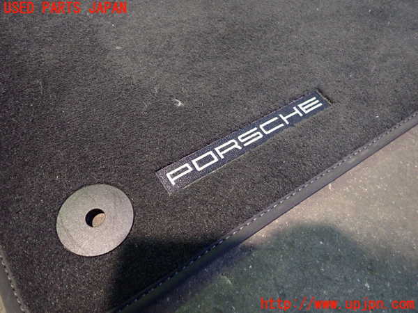 2UPJ-34557800]ポルシェ・タイカン 4S(J1NB)フロアマット 中古_m0002.jpg