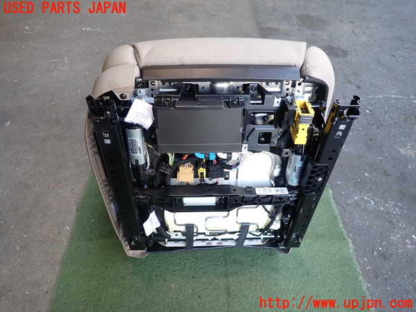 2UPJ-34557035]ポルシェ・タイカン 4S(J1NB)運転席シート 中古_m0005.jpg