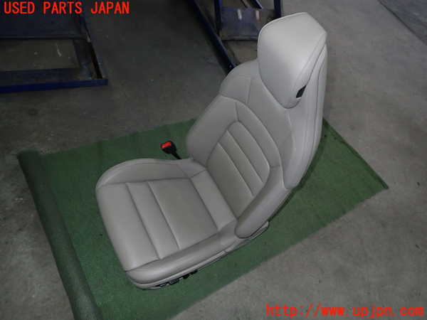 2UPJ-34557065]ポルシェ・タイカン 4S(J1NB)助手席シート 中古_m0001.jpg