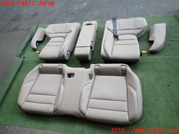 2UPJ-34557385]ポルシェ・タイカン 4S(J1NB)リアシート 中古_m0001.jpg