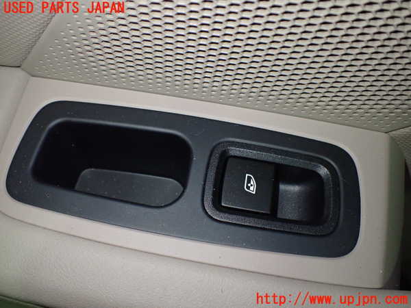 2UPJ-34551264]ポルシェ・タイカン 4S(J1NB)左前ドア内張り 中古_m0003.jpg