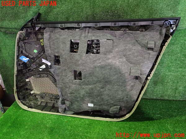 2UPJ-34551264]ポルシェ・タイカン 4S(J1NB)左前ドア内張り 中古_m0004.jpg