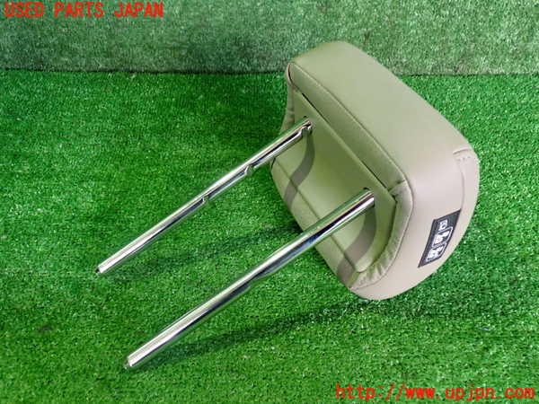 2UPJ-34557130]ポルシェ・タイカン 4S(J1NB)真中2列目ヘッドレスト 中古_m0002.jpg