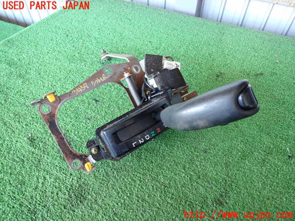2UPJ-34577555]ハイラックスサーフ(RZN185W)ATシフトレバー 中古_m0001.jpg