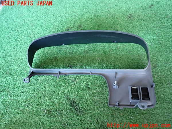 5UPJ-34577510]ハイラックスサーフ(RZN185W)メーターフード 中古_m0003.jpg