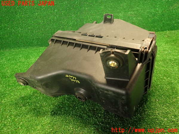 2UPJ-34582560]コルト ラリーアート バージョンR(Z27AG)エアクリーナーボックス 中古_m0002.jpg