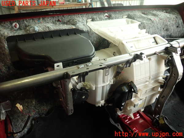 2UPJ-34586081]コルト ラリーアート バージョンR(Z27AG)エバポレーター1 中古_m0001.jpg