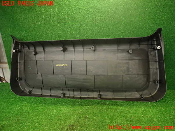 2UPJ-34581578]コルト ラリーアート バージョンR(Z27AG)バックドア内張り 中古_m0005.jpg