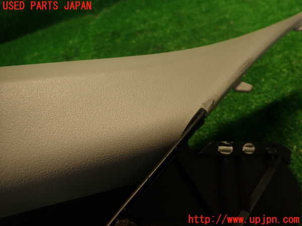 2UPJ-34587660]コルト ラリーアート バージョンR(Z27AG)左フロントピラートリム 中古_m0002.jpg