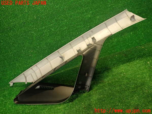 2UPJ-34587660]コルト ラリーアート バージョンR(Z27AG)左フロントピラートリム 中古_m0005.jpg