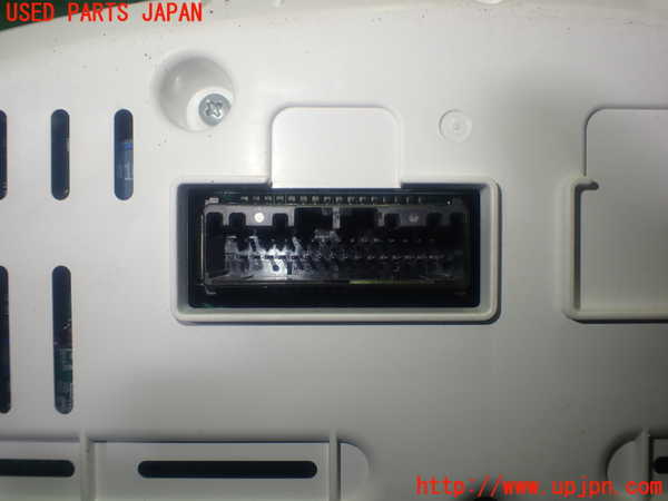 1UPJ-34596170]ヴェゼル ハイブリッド(e：HEV)(RU3)スピードメーター 中古_m0002.jpg