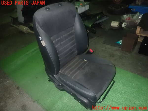 1UPJ-34597035]ヴェゼル ハイブリッド(e：HEV)(RU3)運転席シート 中古_m0001.jpg